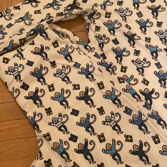 Extreme rare Blue monkeys with presents pajamas roller rabbit, extra small - Picture 4 of 4